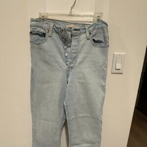 Levi's Women's Ribcage Straight Ankle Jeans Color  Fall Storm-Light Indigo, 29